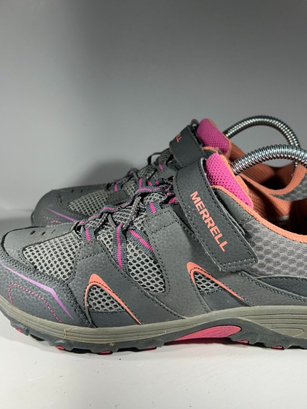 Merrell Trail Chaser Hiking Trail Shoes Girls Size 6 6M Gray Camping Sneakers